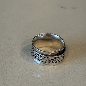 Intricate Silver Filigree Ring